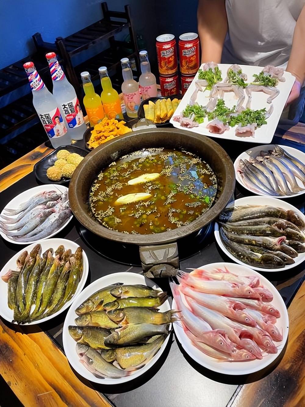 都说餐饮火锅适合年轻人创业？麻将胡了【马河坎】为什么大家(图4)